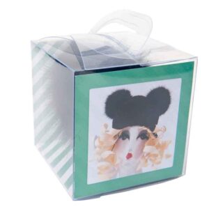 Faux fur pom pom (13 cm)